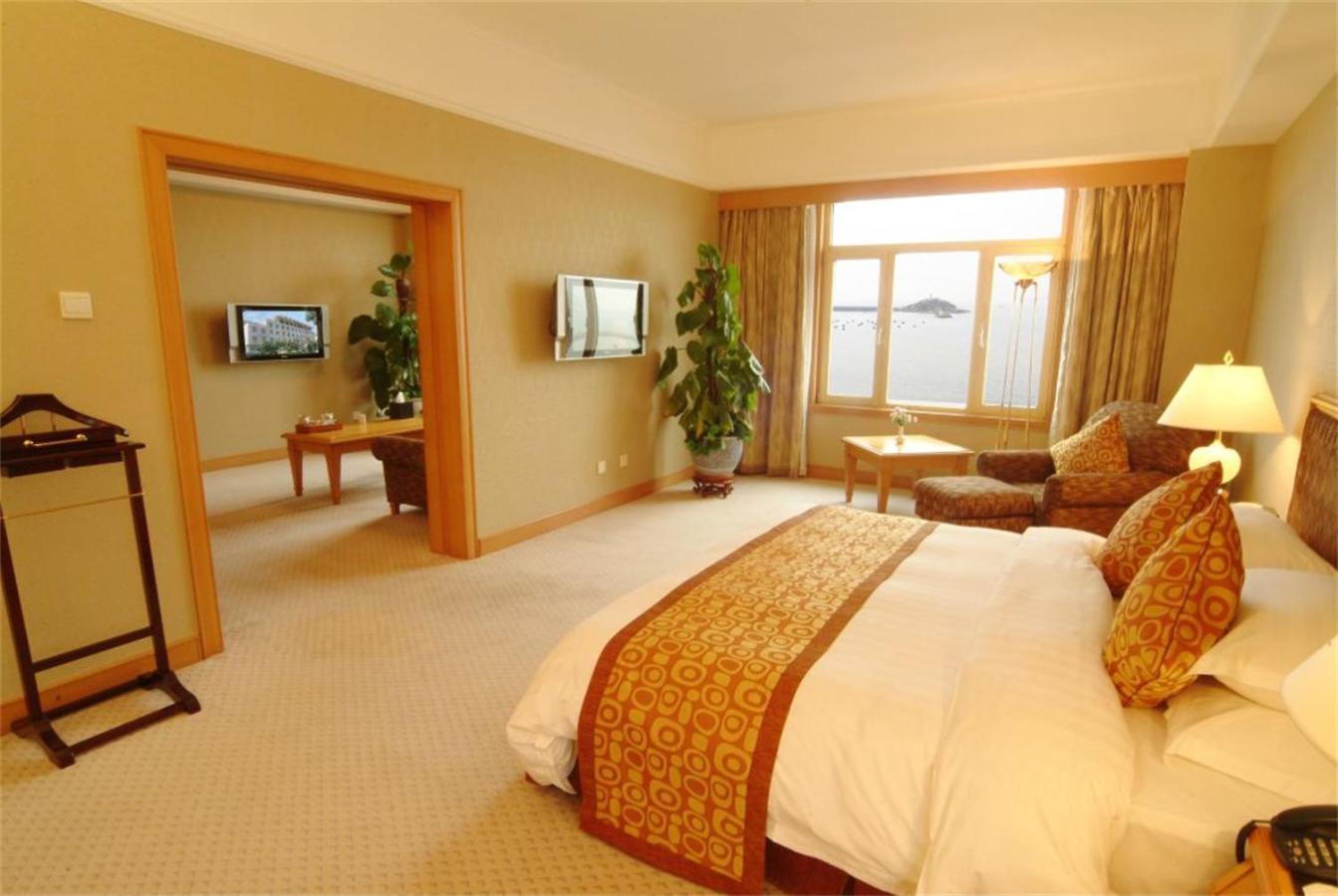 Qingdao Oceanwide Elite Hotel Ngoại thất bức ảnh